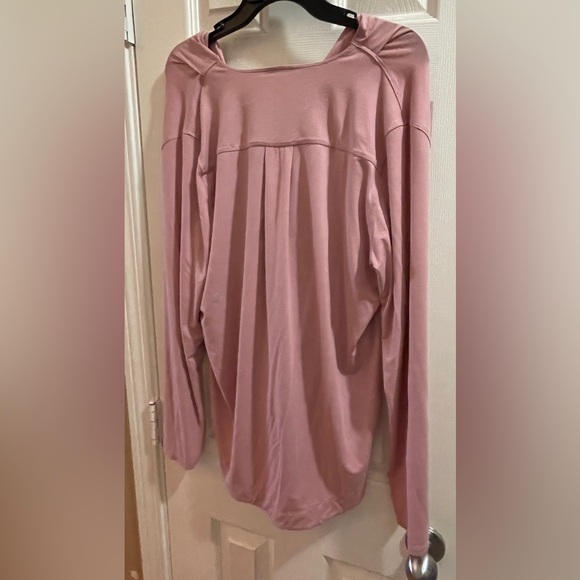 Kit and Ace At Ease Long Sleeve Blouse - Picture 4 of 7